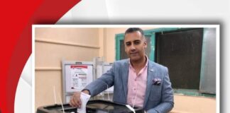 د . أحمد السيد يدلي بصوته في الانتخابات الرئاسية2024